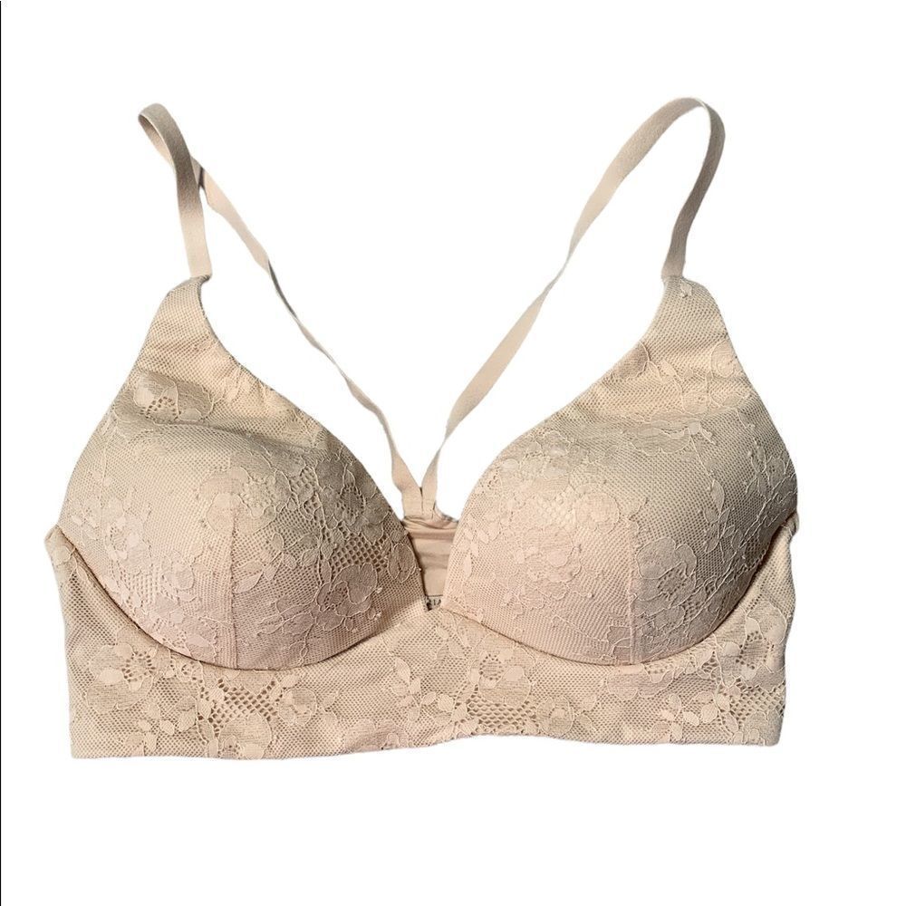 32D Victoria’s Secret body by victoria lightly lined bra pink